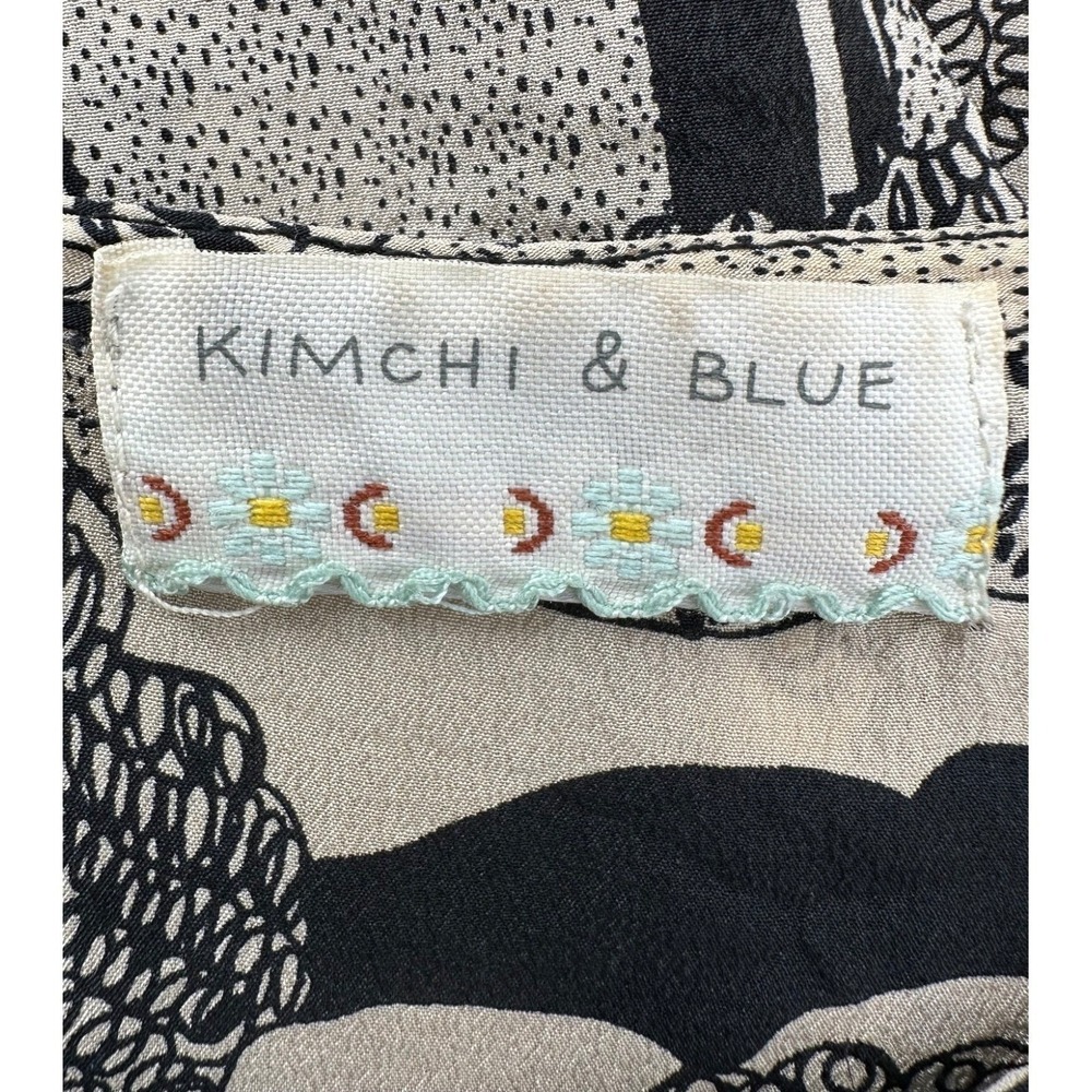 KIMCHI BLUE Silk Blouse Beige Short Sleeve Black Crochet Lace Trim Size Small - Picture 5 of 12